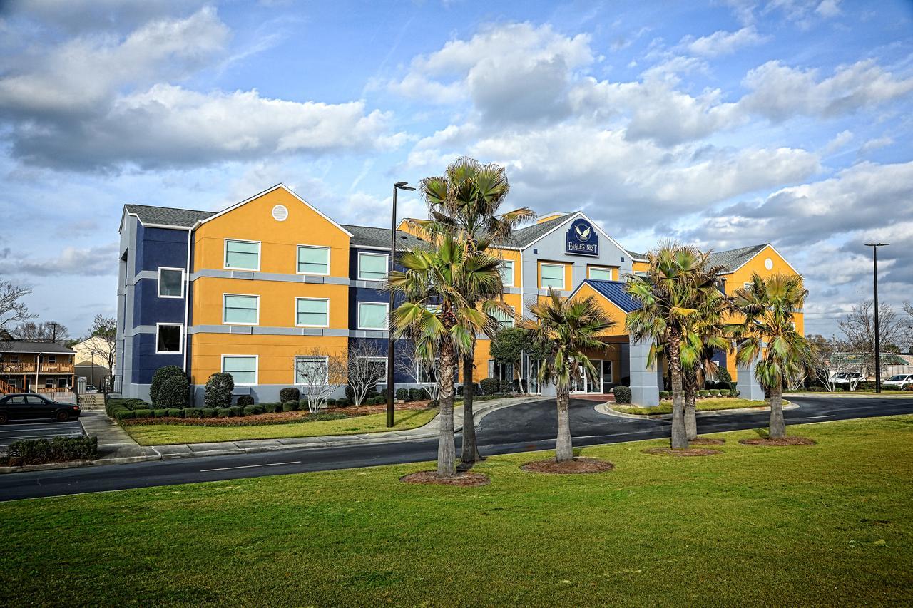 סטייטסבורו Eagles Nest Inn מראה חיצוני תמונה